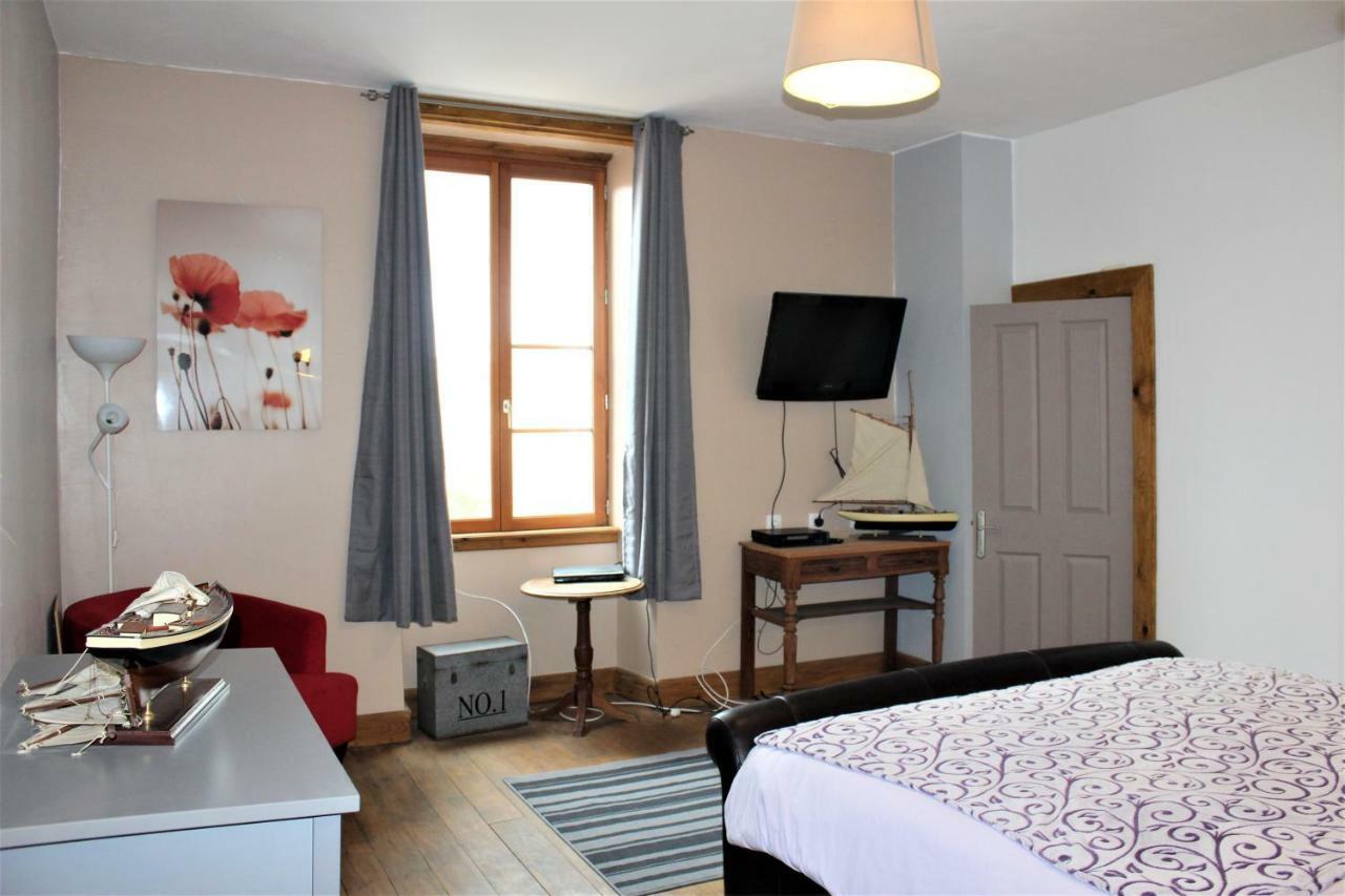 Maison De Maitre I Availles-Limouzine Exteriör bild