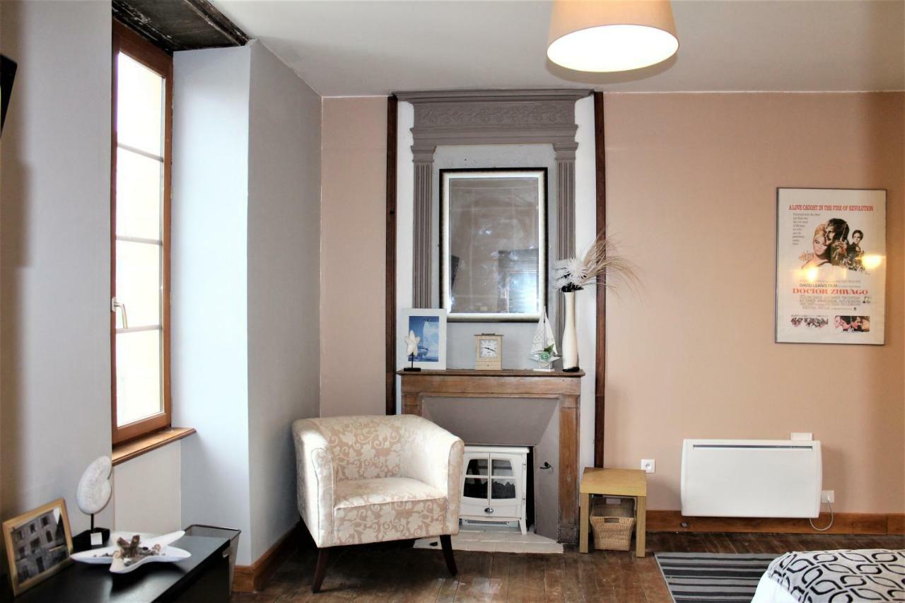 Maison De Maitre I Availles-Limouzine Exteriör bild