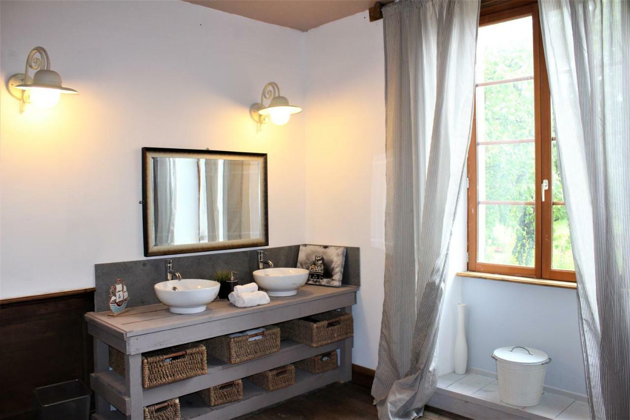 Maison De Maitre I Availles-Limouzine Exteriör bild